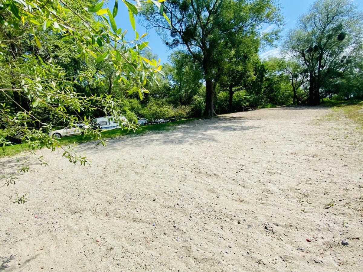 Wohlfuehlloft Seekretzer Mit Privatem Seezugang Friedrichshafen Bagian luar foto