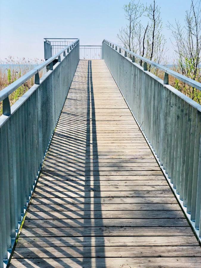 Wohlfuehlloft Seekretzer Mit Privatem Seezugang Friedrichshafen Bagian luar foto